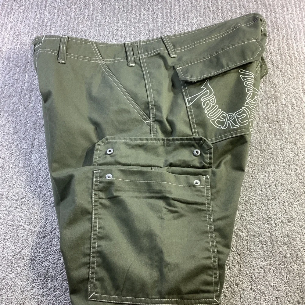 True Religion Mens Kalamata Green Cargo SN Pants HS Outline Size 36 x 32 NWT